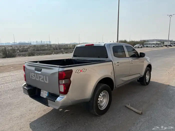 ايسوزو ديمكس 2023 دبل ديزل 6