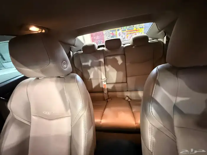 كاديلاك ATS 2016 نظيفه جدا 12