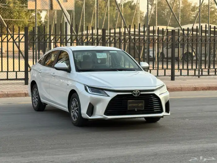 تويوتا يارس 2024 4