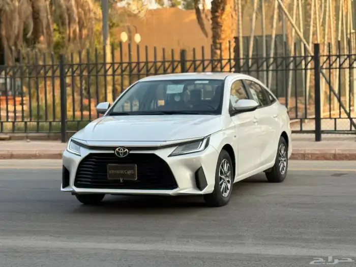تويوتا يارس 2024 3