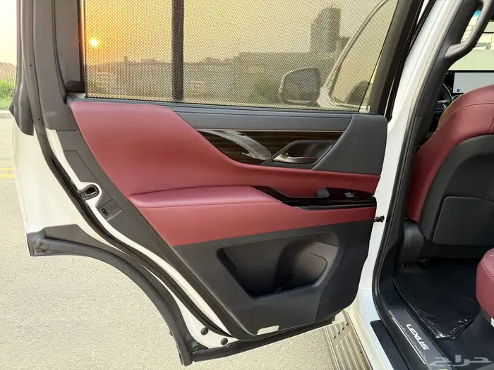 جيب لكزس LX600 2022 - شبه الجديد سعودي 34
