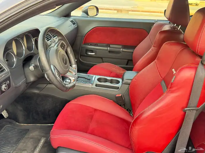 للبيع  دودج تشالنجر SRT   موديل 2013 11