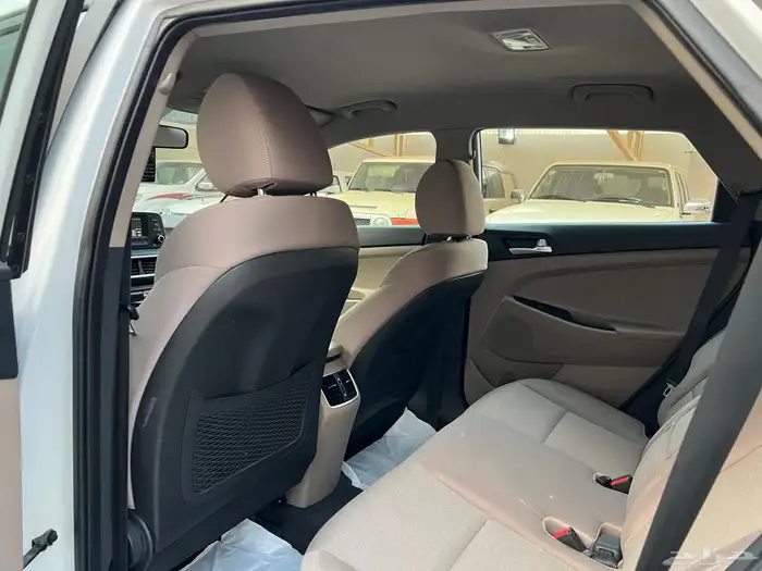 توسان 2021 بنزين دبل نظيف جدا لدى قمة الاطلال 34