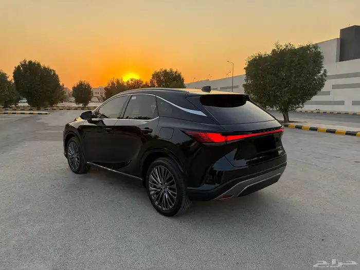 لكزس RX 350h موديل 2024 9