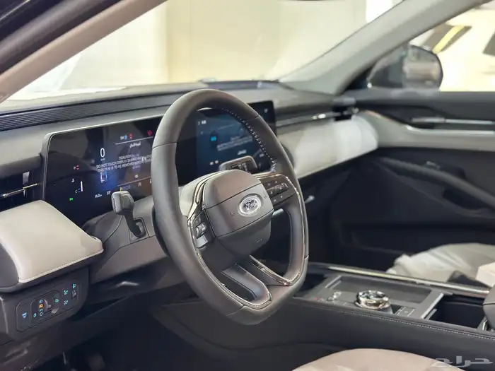 فورد تورس تيتانيوم م2026 2