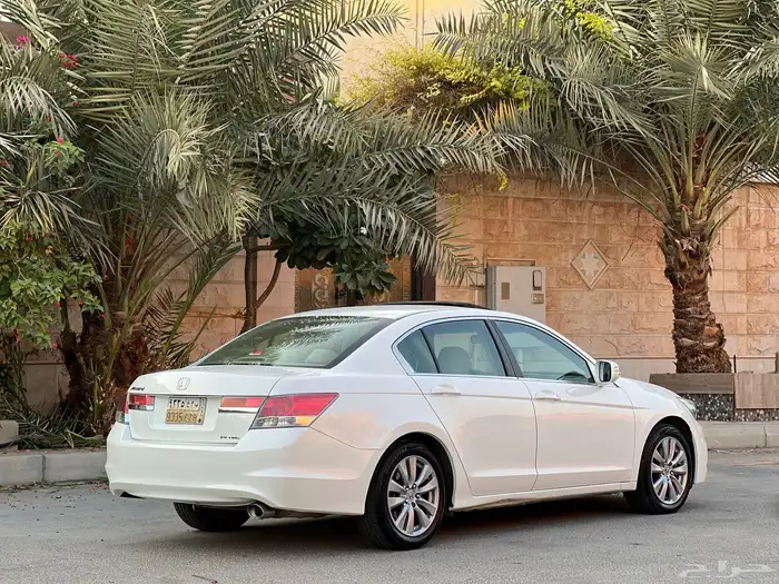 هوندا أكورد 2012 مخزن ممشى قليل مستخدم أول وكالة 13