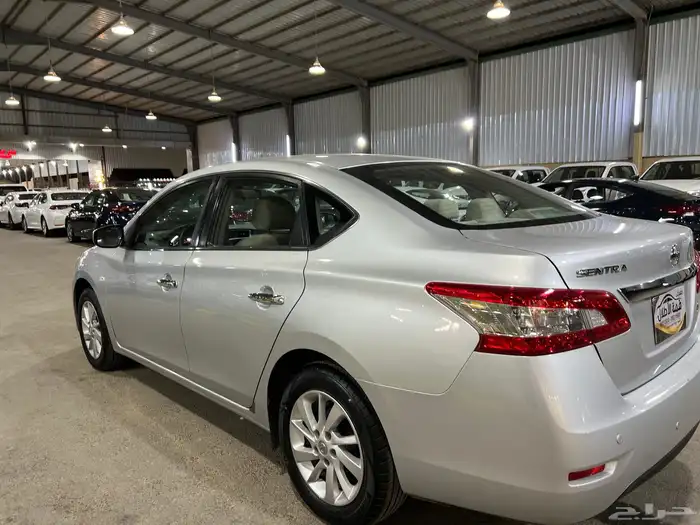 سنترا 2019 فل كامل نظيف لدى قمة الاطلال 12