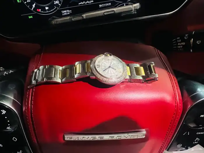 ساعة بالون بلو كارتير كرستال 1