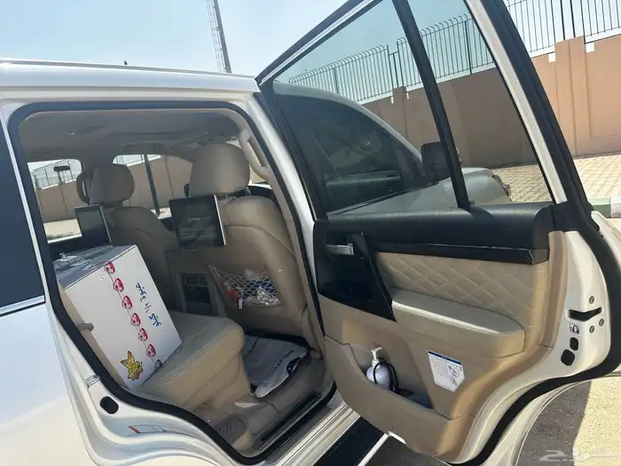 لاندكروزر 2020 قراند تورينق سعودي 7