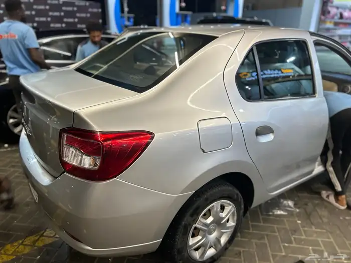 رينو سمبول نظيفة قير عايدي 2