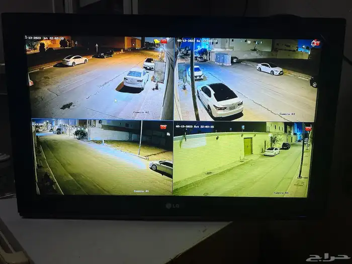 كاميرات مراقبة تقييم 45 عميل 32