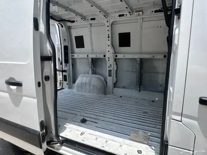 رينو ماستر 2021 ديزل جير عادي بضاعه نضيف محركات وكالة 5