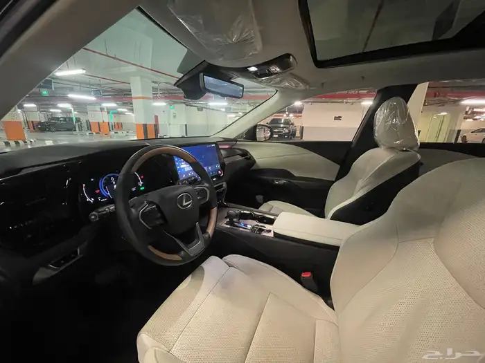 لكزس RX 350h موديل 2024 12