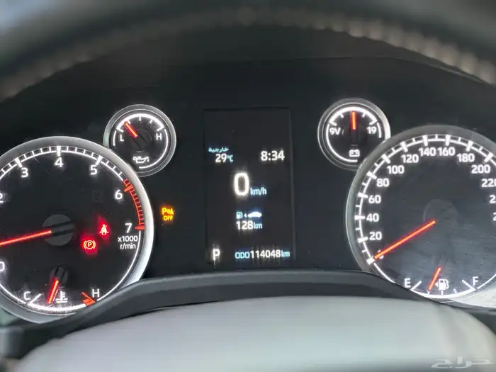 تويوتا لاندكروزر 18