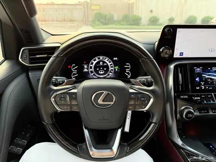 جيب لكزس LX600 2022 - شبه الجديد سعودي 41