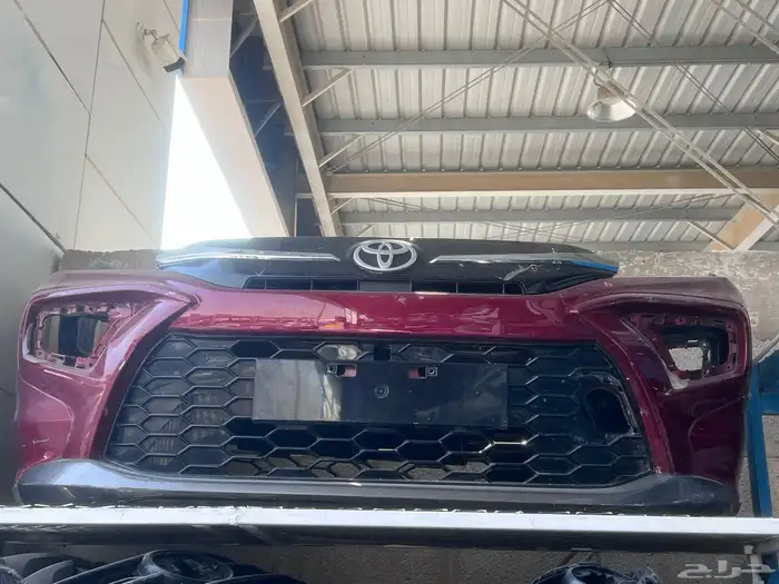 صدام تايوتا أوربان كروزر احمر _عنابي وكاله 2023_2024 1