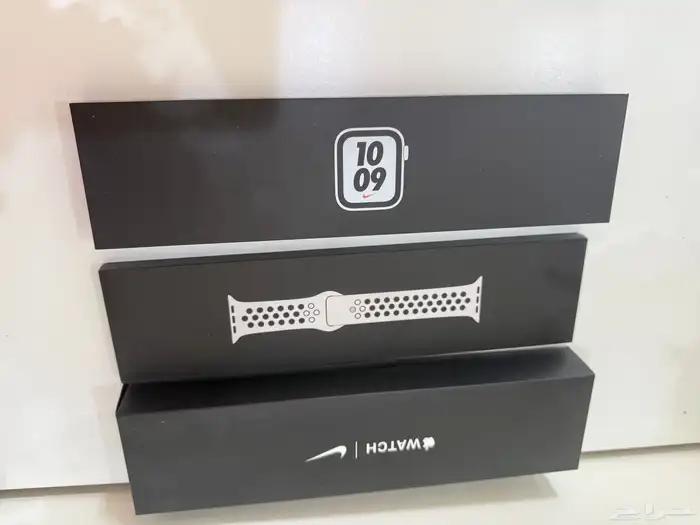 ساعة ابل ES الرياضيه 8