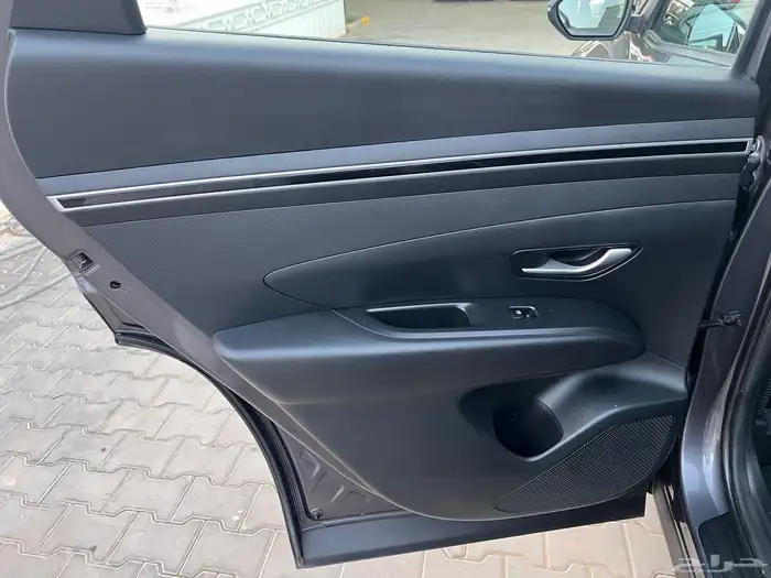 توسان ديزل 2021 عداد 88.000 نظيف جدا لدى قمة الاطلال 28