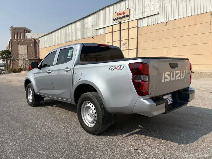 ايسوزو ديمكس 2023 دبل ديزل 11