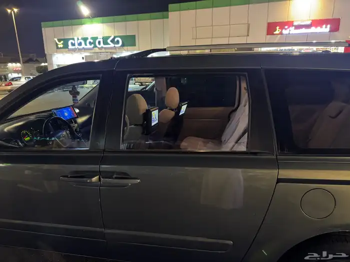 كيا كارنفال 2009 نظيفه 13