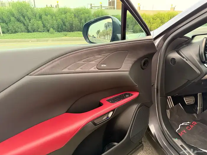 لكزس RX500 2024 FH - اعلى مواصفات - سعودي 36