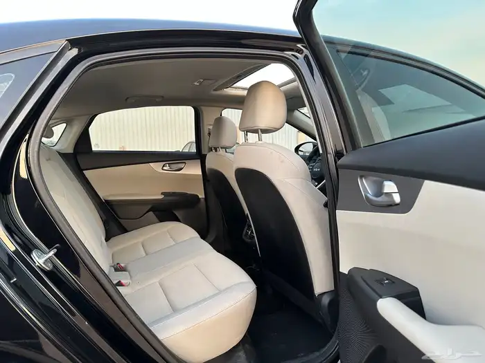 كيا سيراتو فتحه سقف 2022 بنزين 14