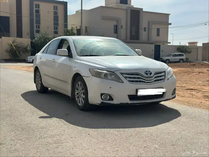 للبيع كامري 2010 نظيف 0