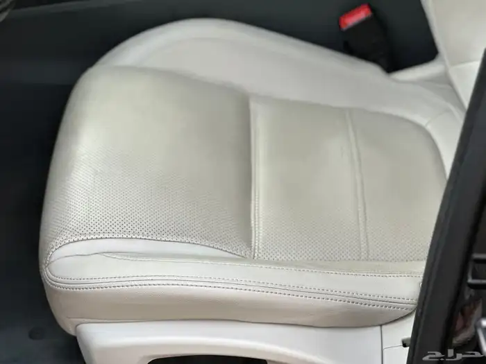 جيب جاكوار E PACE 2020 شبه جديد 35