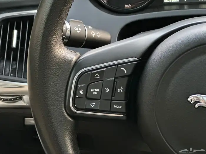 جيب جاكوار E PACE 2020 شبه جديد 44