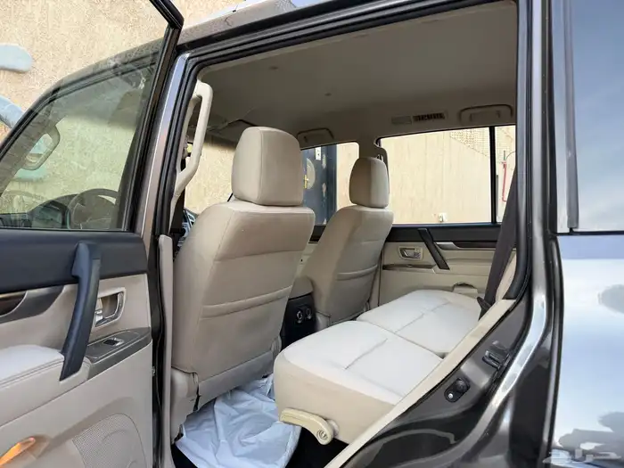 ميتسوبيشي باجيرو موديل 2020 24