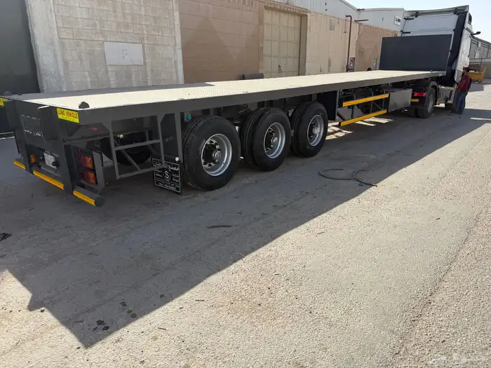 سطحة 3 محاور وناقلات كونتينر 18