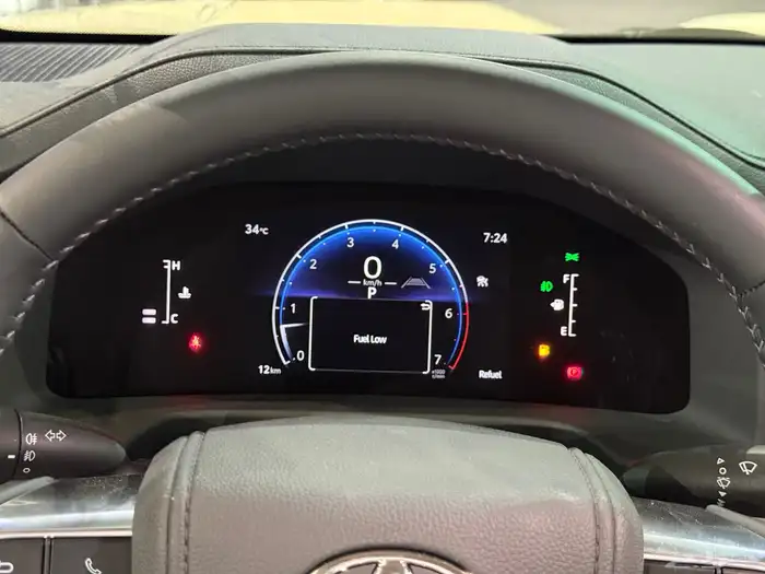 تويوتا لاندكروزر GXR L4 2025 - سعودي اصفار بنزين 23