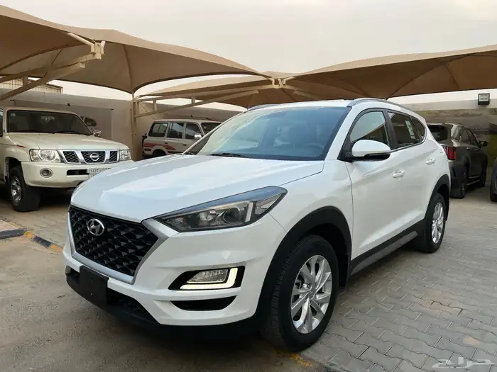 توسان 2021 بنزين دبل نظيف جدا لدى قمة الاطلال 23