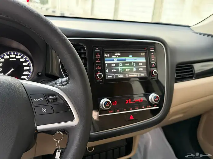 ميتسوبيشي اوتلاندر 2020 -7مقاعد 17