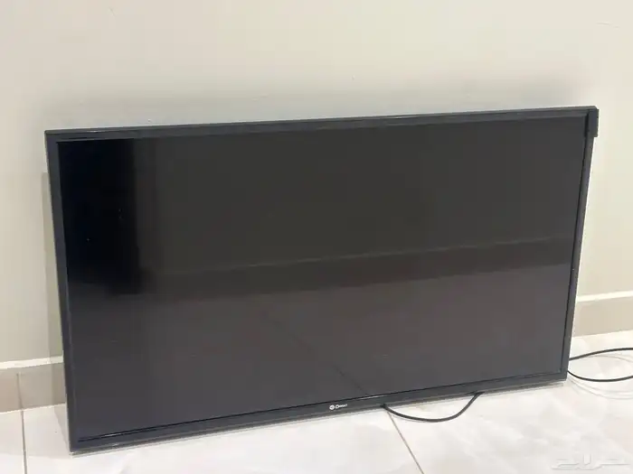 مايكرويف LG وشاشة دانسات 39 بوصة وبرادة وسرير للبيع 2