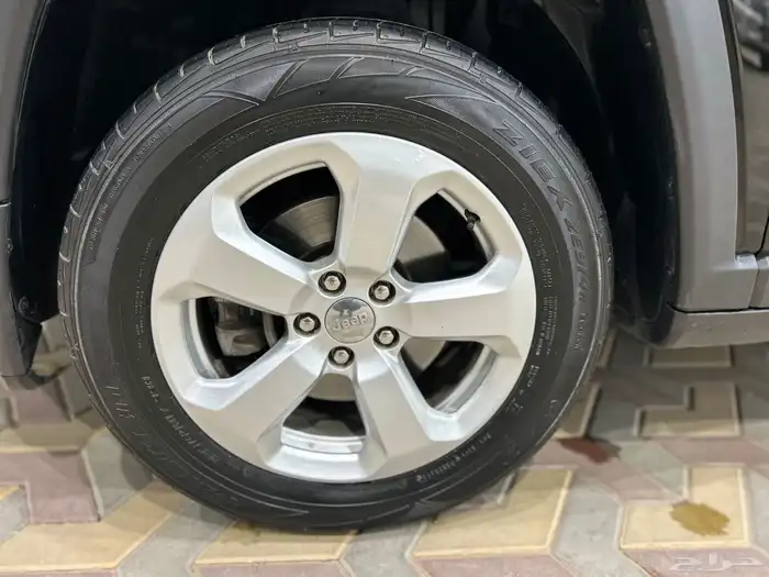 جيب كومباس 18