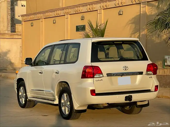 لاند كروزر GXR سعودي 2014 13