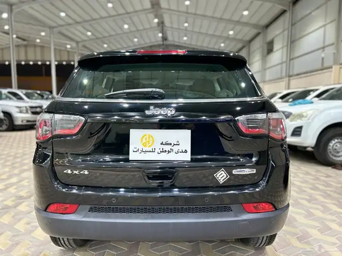 جيب كومباس 1