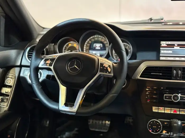 مرسيدس C200 2014 (( بحالة ممتازة )) 11