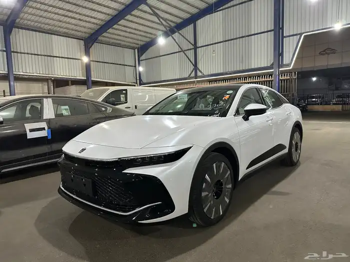 كراون ماجسيتا فل 2023 سعودي 179400 0