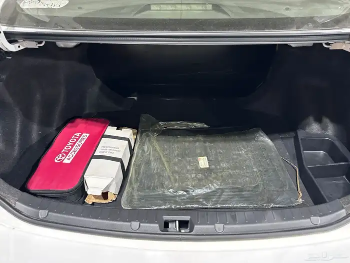 تويوتا كورولا 2013 أوتوماتيك ( مخزنه ) 56