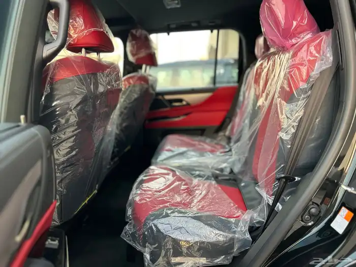 لكزس LX600 سبورت F موديل 2025 17