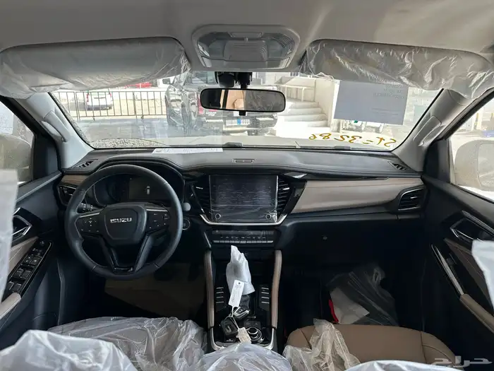 جيب ايسوزو MUX - فل كامل دبل- 2025 5