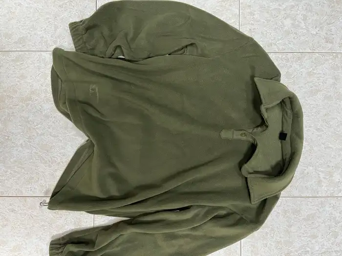 ملابس مستعملة للبيع 4