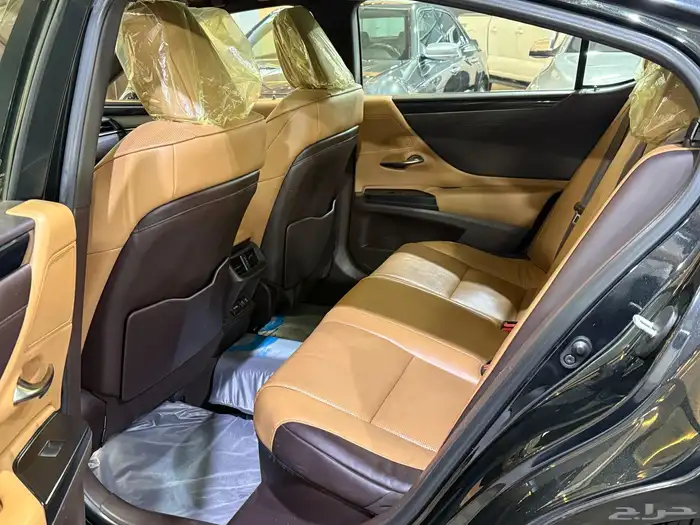 لكزس - ES 300 h - 2020 - ممشى قليل ( بحاله ممتازه ) 14