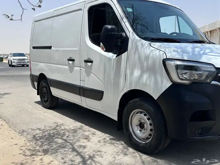 رينو ماستر 2021 ديزل جير عادي بضاعه نضيف محركات وكالة 11