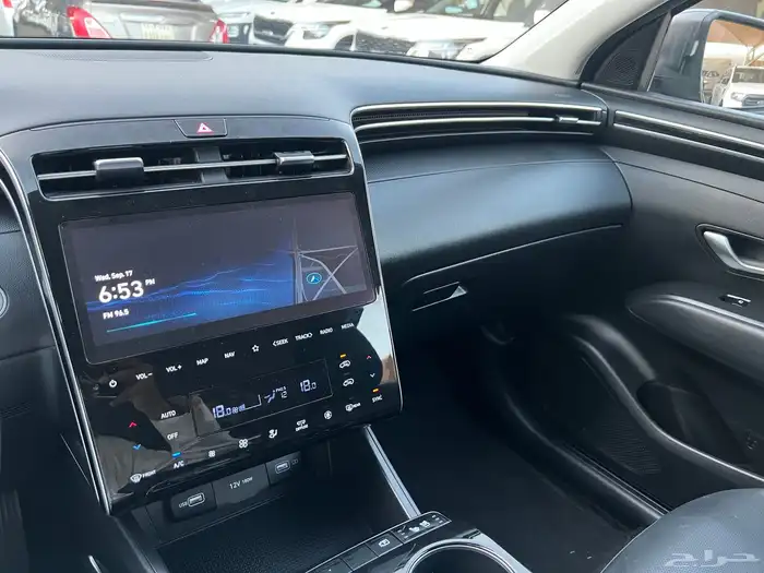 توسان ديزل 2021 عداد 88.000 نظيف جدا لدى قمة الاطلال 47