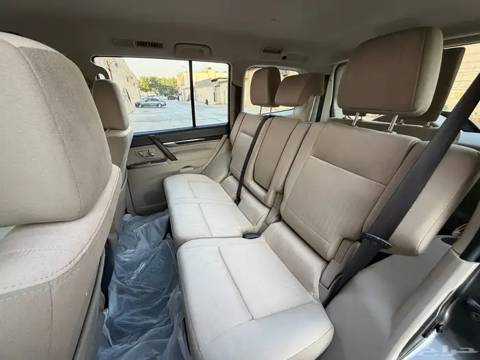 ميتسوبيشي باجيرو موديل 2020 27