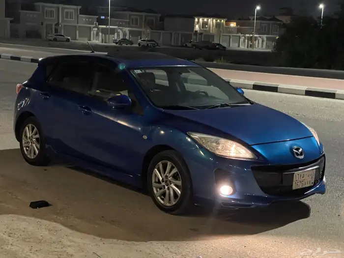 مازدا 3وين اللي دور نظيف فل كامل موتر بصمه2013 4