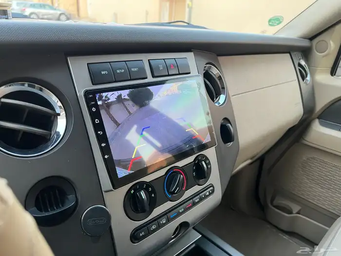 فورد اكسبديشن 2012 (بحالة ممتازة) 13